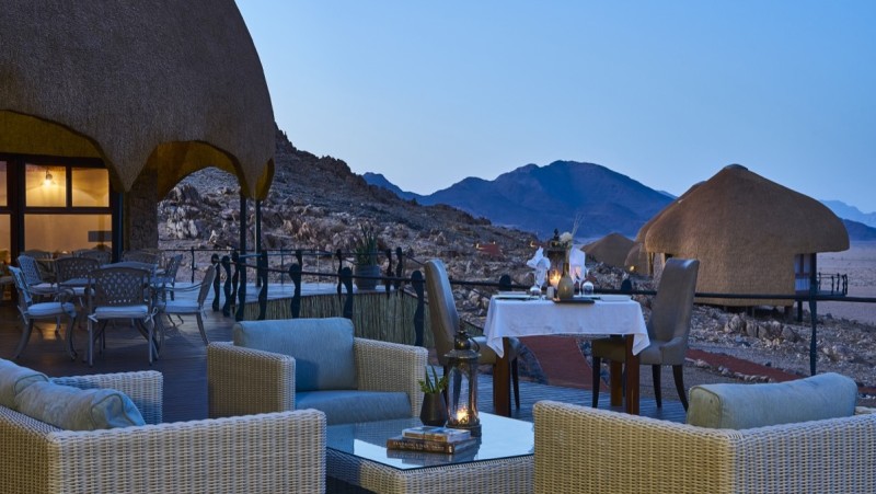 Desert Hills Lodge: Luxury Lodge in Sossus / Sesriem