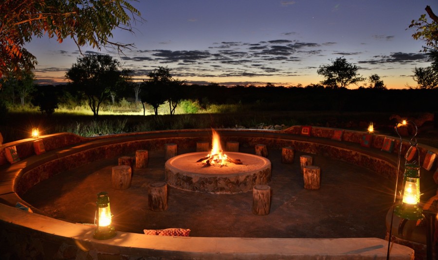 Wildtrack Safaris Eco Lodge: Luxury Lodge in Pandamatenga